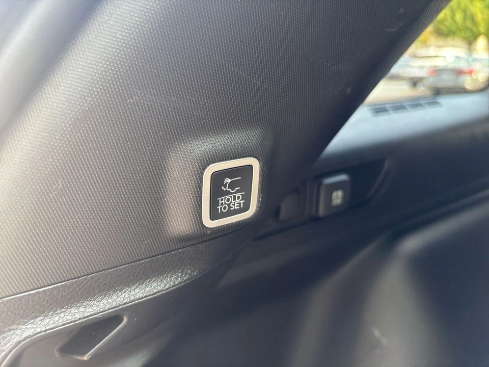 2026 Jeep WL Grand Cherokee - Image 23 of 31