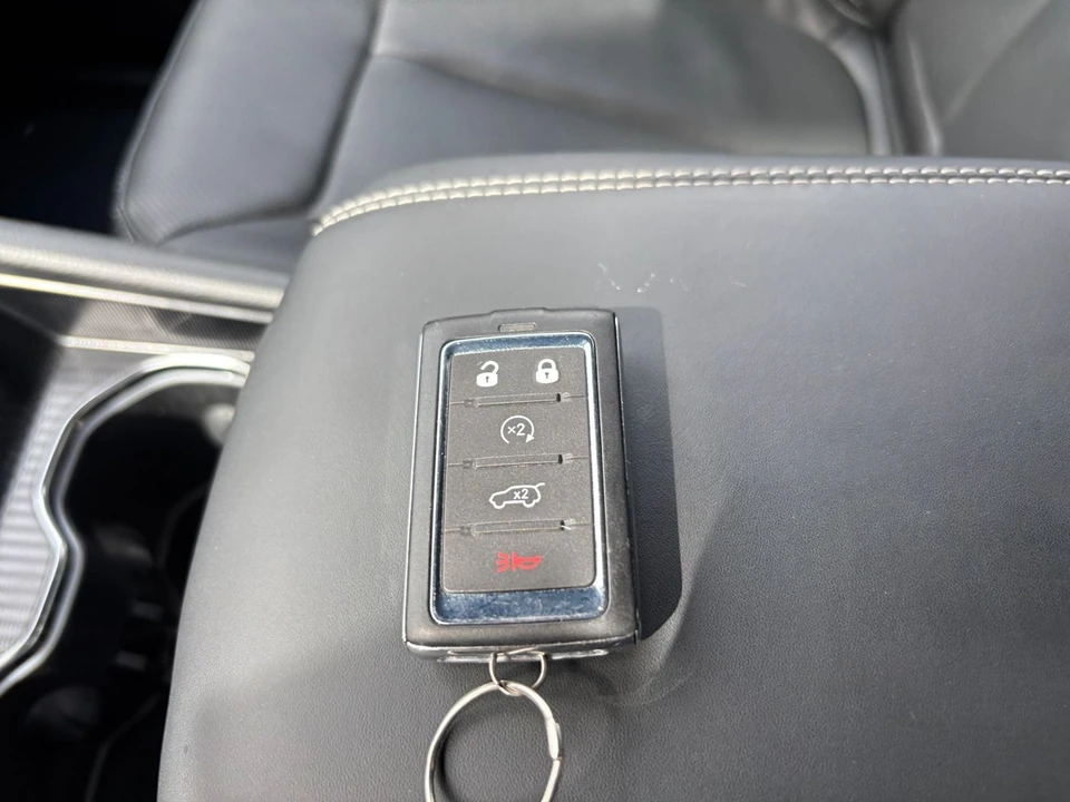 2026 Jeep WL Grand Cherokee - Image 29 of 31