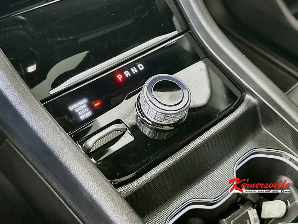2026 Jeep WL Grand Cherokee - Image 16 of 24
