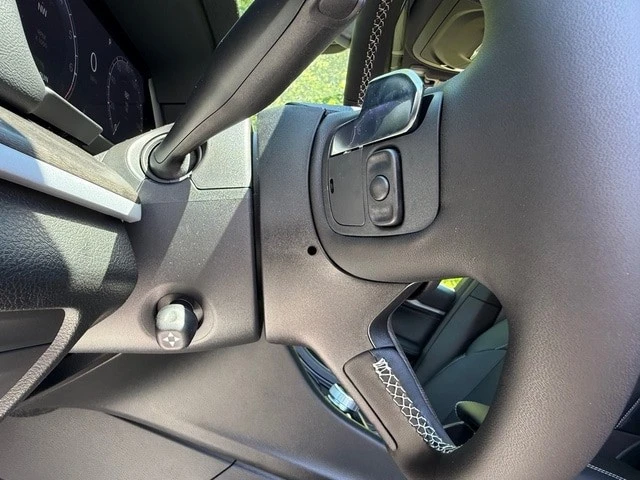 2026 Jeep WL Grand Cherokee - Image 15 of 31
