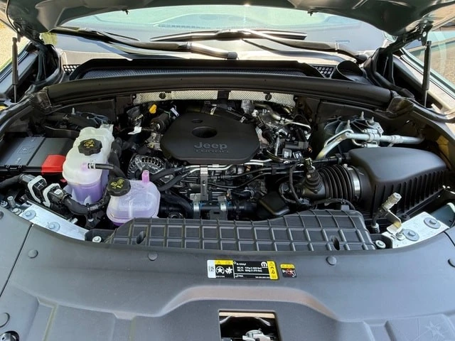 2026 Jeep WL Grand Cherokee - Image 10 of 31
