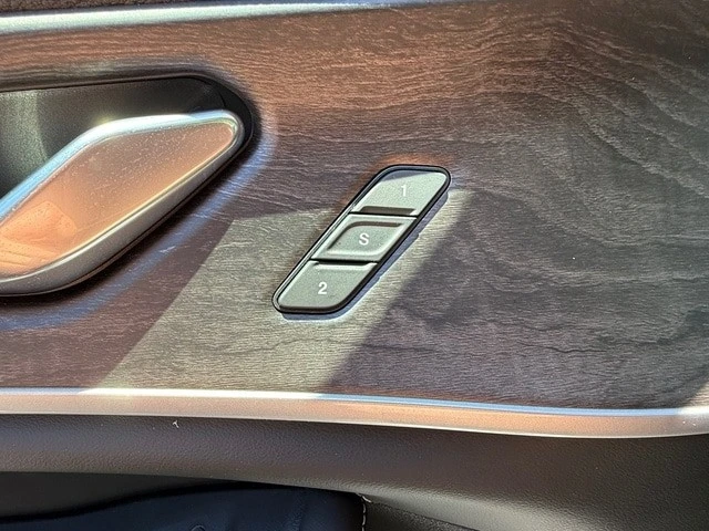 2026 Jeep WL Grand Cherokee - Image 13 of 31