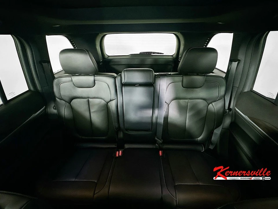 2026 Jeep WL Grand Cherokee - Image 10 of 21