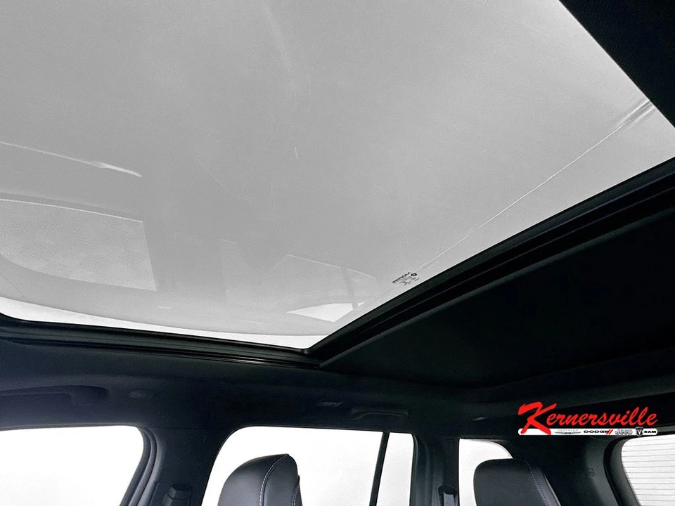 2026 Jeep WL Grand Cherokee - Image 14 of 21