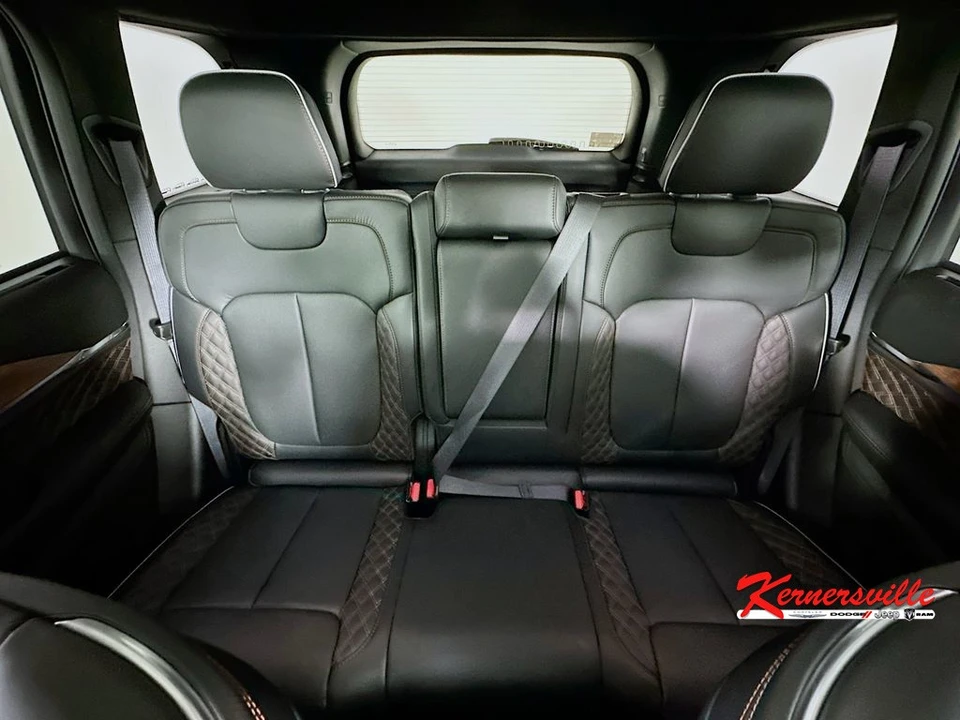 2026 Jeep WL Grand Cherokee - Image 10 of 22