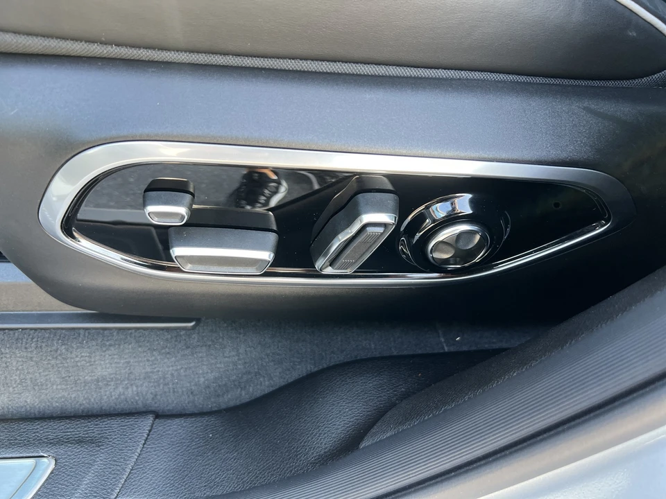 2026 Jeep WL Grand Cherokee - Image 21 of 31