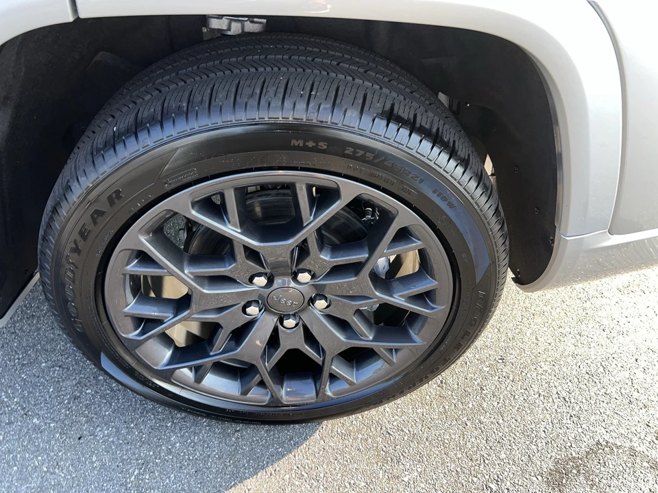 2026 Jeep WL Grand Cherokee - Image 12 of 31