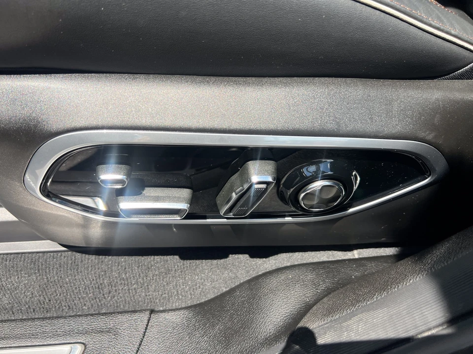 2026 Jeep WL Grand Cherokee - Image 24 of 31