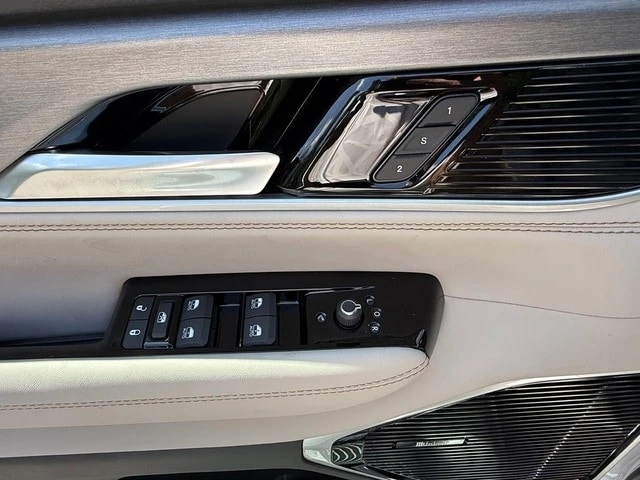 2026 Jeep - Image 14 of 31