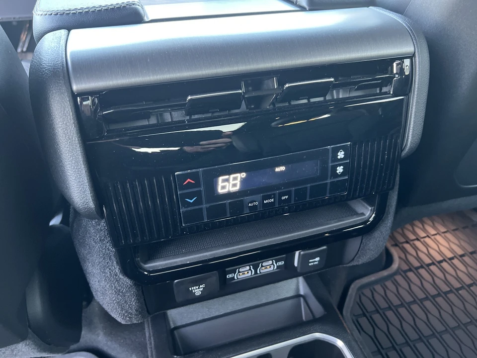 2026 Jeep - Image 15 of 31