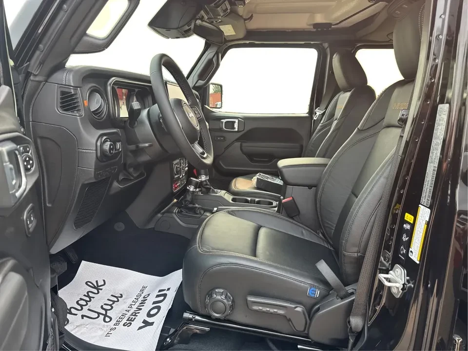 2026 Jeep JT Gladiator - Image 11 of 12