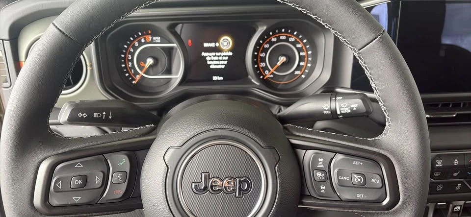 2026 Jeep JT Gladiator - Image 10 of 10
