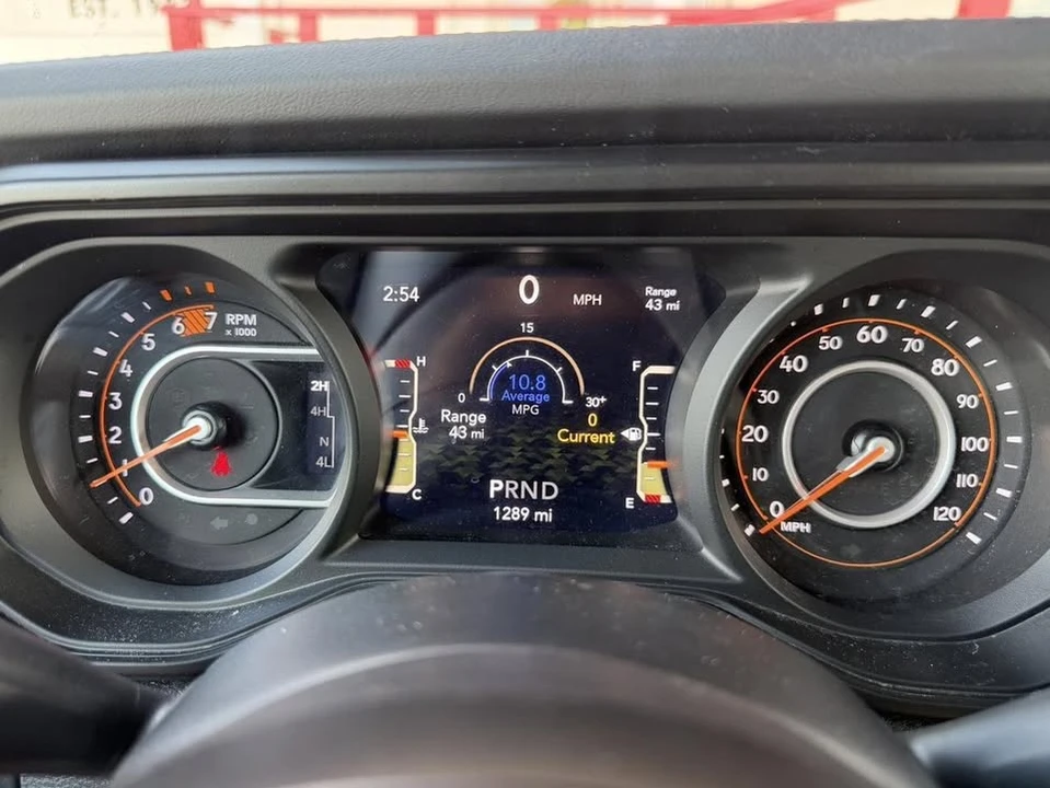 2026 Jeep JL Wrangler - Image 9 of 18