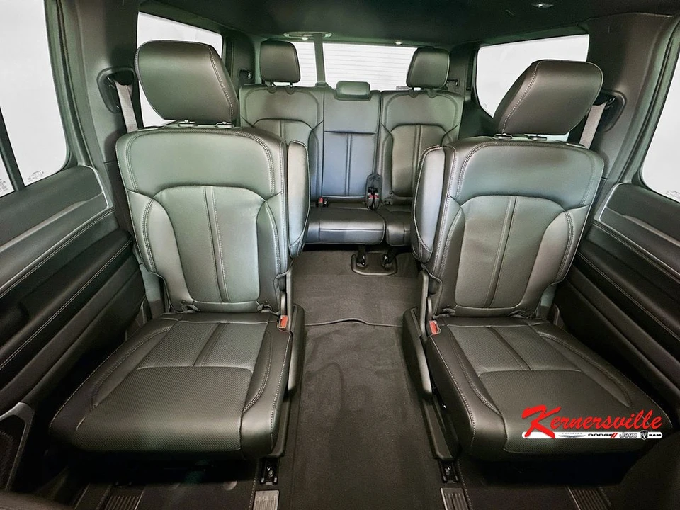 2026 Jeep WS Wagoneer - Image 10 of 22