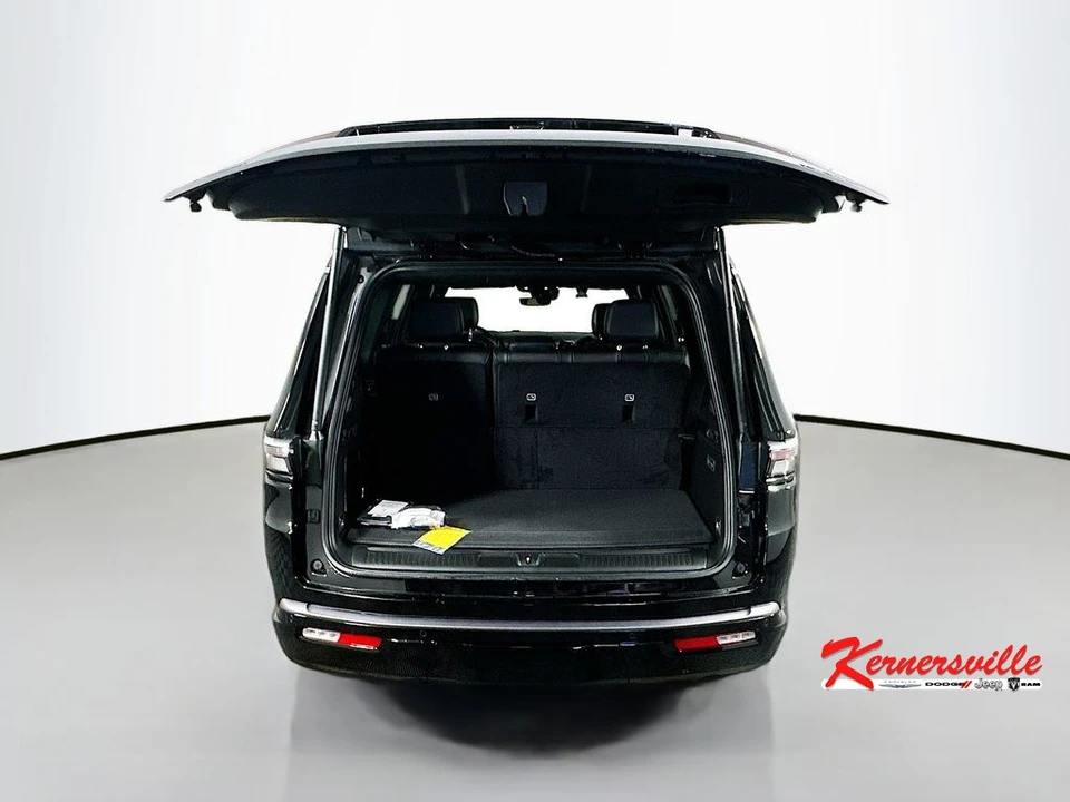 2026 Jeep WS Wagoneer - Image 16 of 21