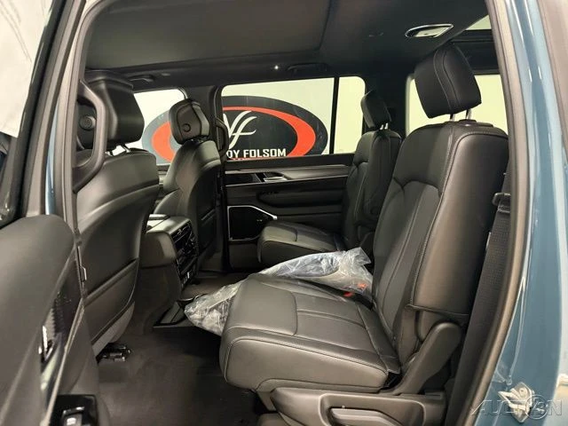 2026 Jeep WS Wagoneer - Image 16 of 21