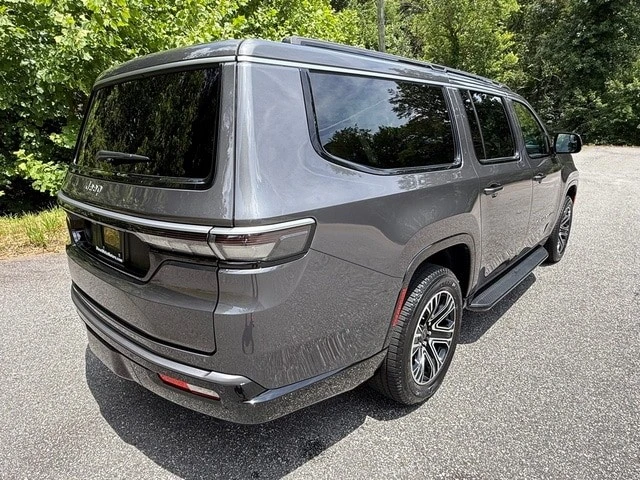2026 Jeep WS Wagoneer - Image 7 of 31