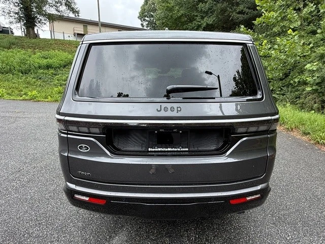 2026 Jeep WS Wagoneer - Image 8 of 31