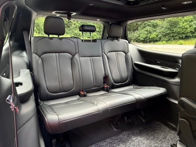 2026 Jeep WS Wagoneer - Image 23 of 31