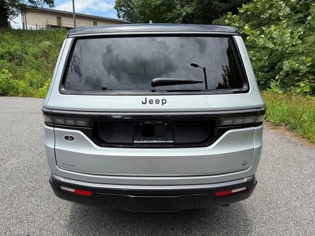 2026 Jeep WS Wagoneer - Image 8 of 31