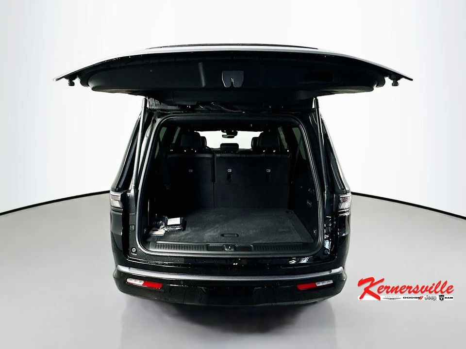 2026 Jeep WS Wagoneer - Image 16 of 21