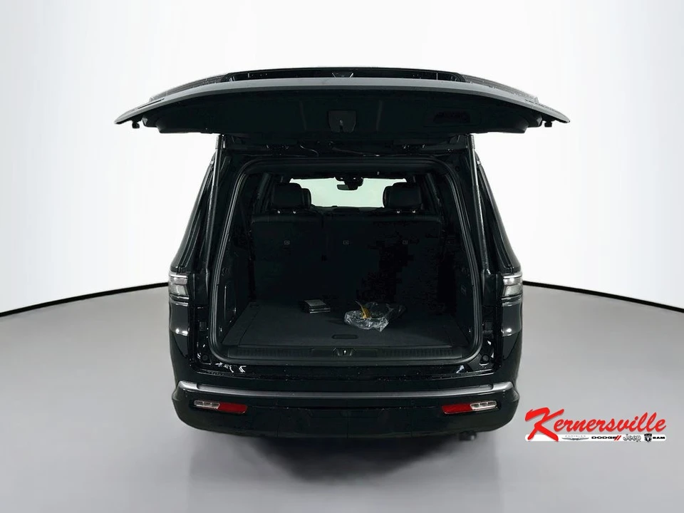 2026 Jeep WS Wagoneer - Image 16 of 22