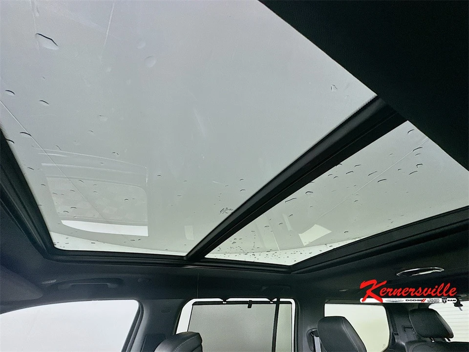 2026 Jeep WS Wagoneer - Image 14 of 21