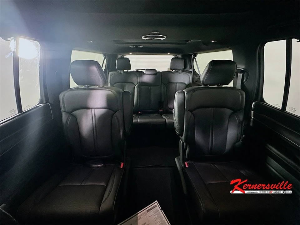 2026 Jeep WS Wagoneer - Image 10 of 21