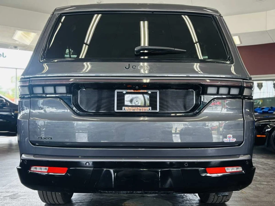 2026 Jeep WS Wagoneer - Image 14 of 31