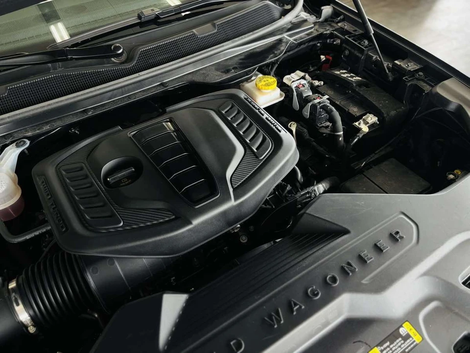2026 Jeep WS Wagoneer - Image 25 of 31