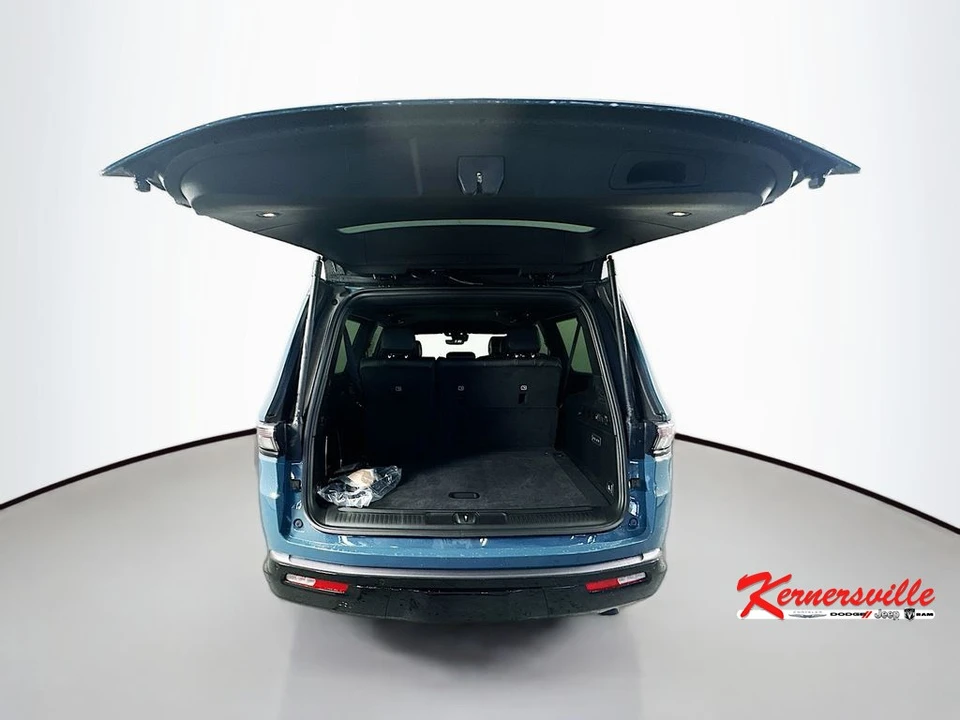 2026 Jeep WS Wagoneer - Image 15 of 23