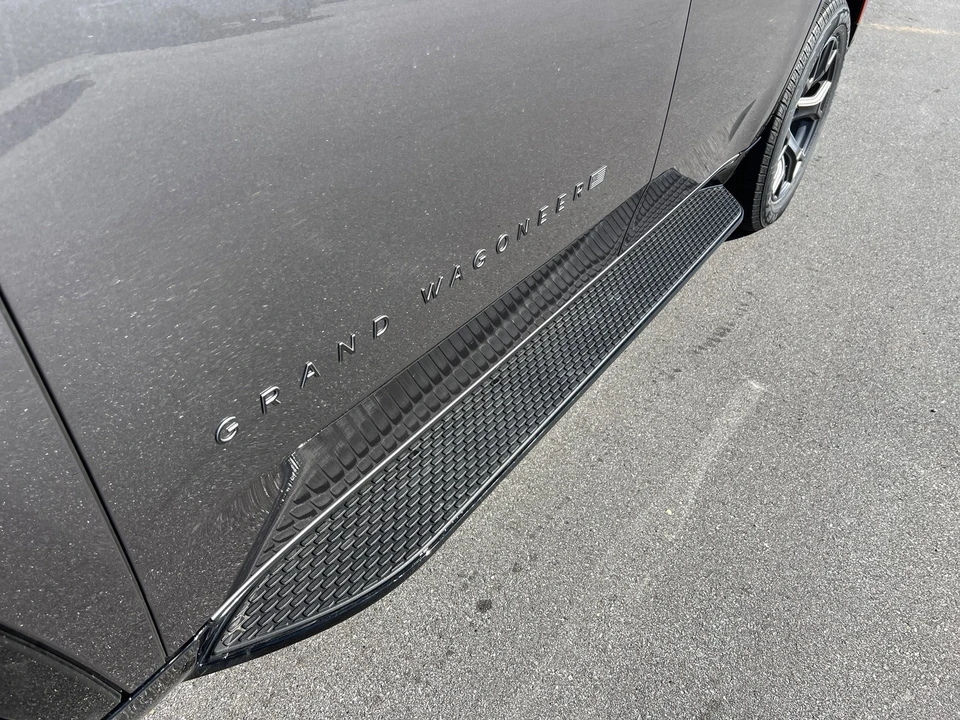 2026 Jeep WS Wagoneer - Image 17 of 31