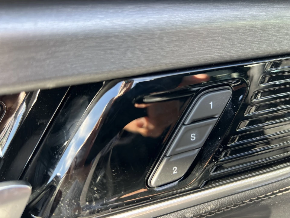 2026 Jeep WS Wagoneer - Image 19 of 31