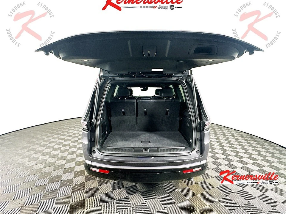 2026 Jeep WS Wagoneer - Image 16 of 21