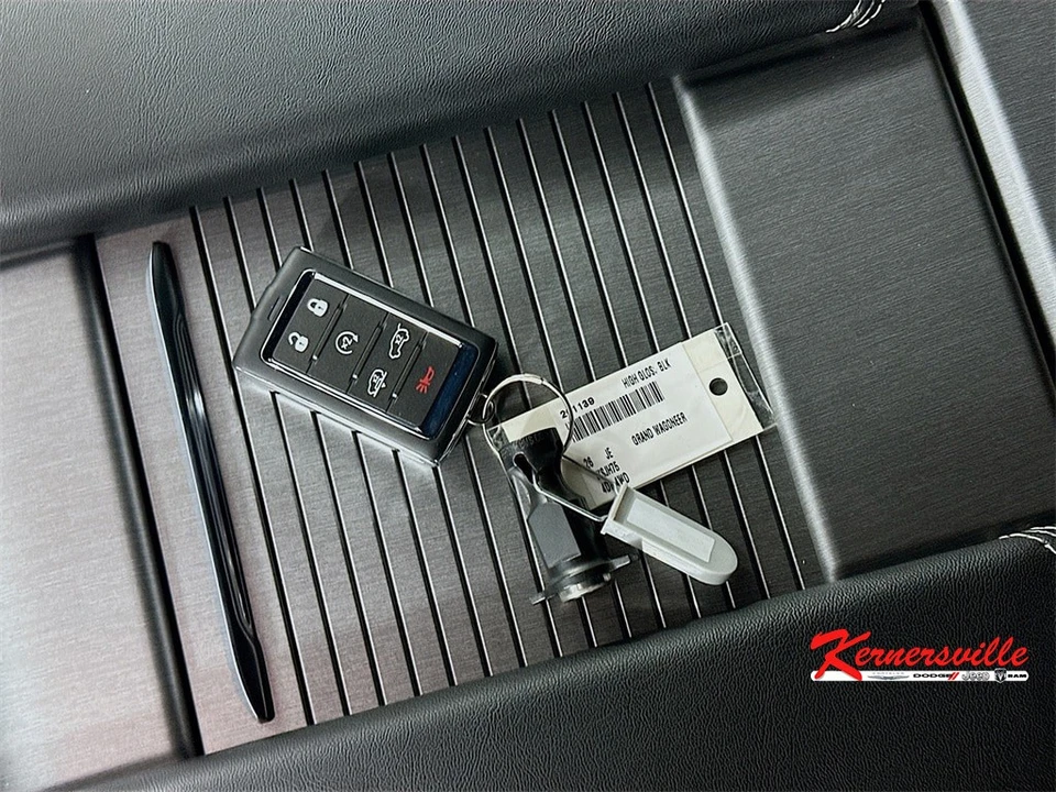 2026 Jeep WS Wagoneer - Image 20 of 21