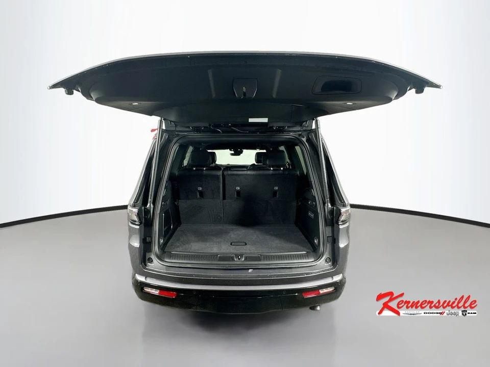 2026 Jeep WS Wagoneer - Image 16 of 21