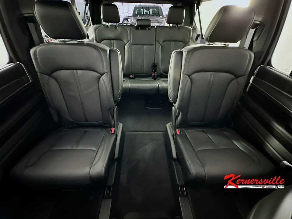 2026 Jeep WS Wagoneer - Image 10 of 23