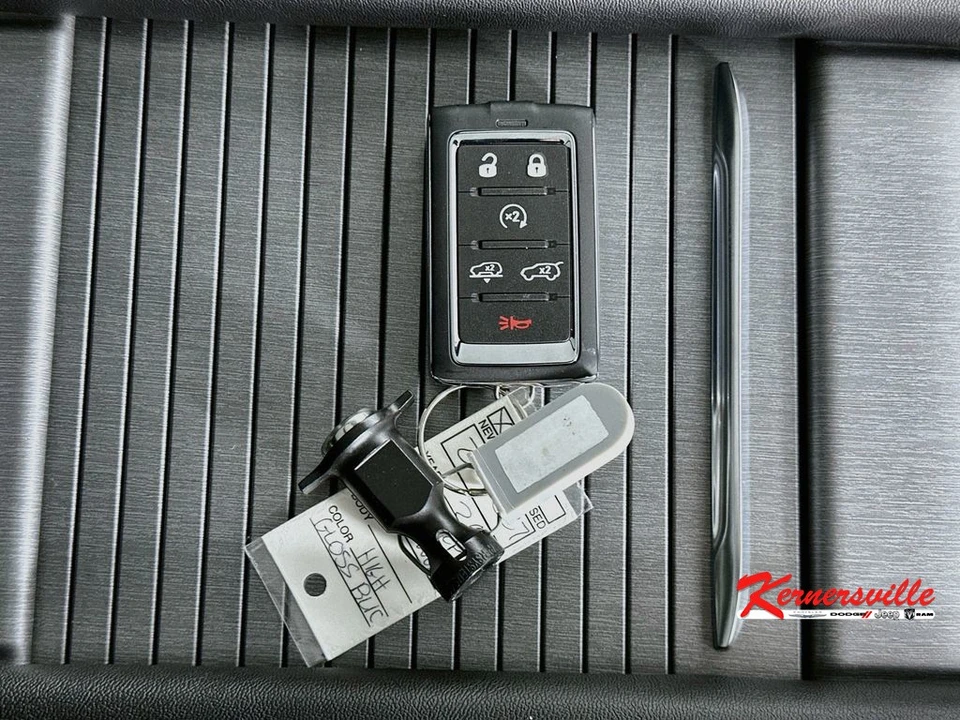 2026 Jeep WS Wagoneer - Image 19 of 21