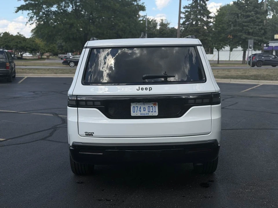 2026 Jeep WS Wagoneer - Image 6 of 25