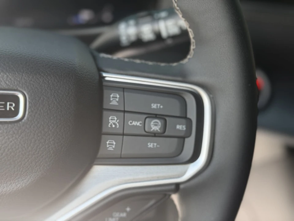 2026 Jeep WS Wagoneer - Image 20 of 25