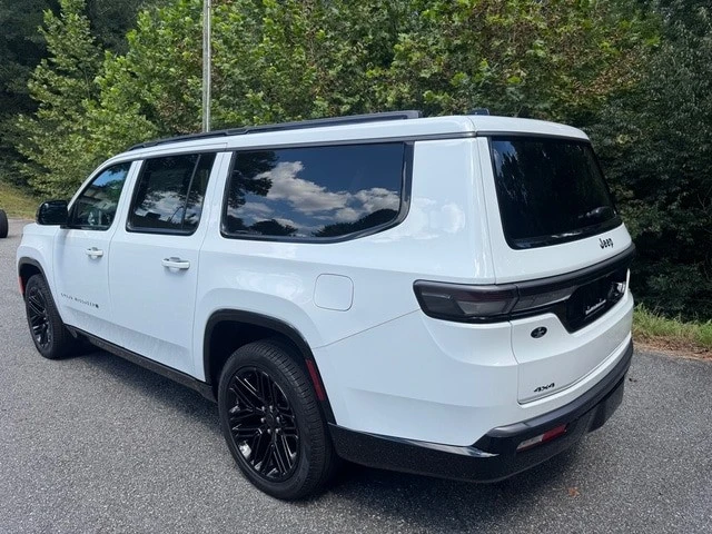 2026 Jeep WS Wagoneer - Image 9 of 31