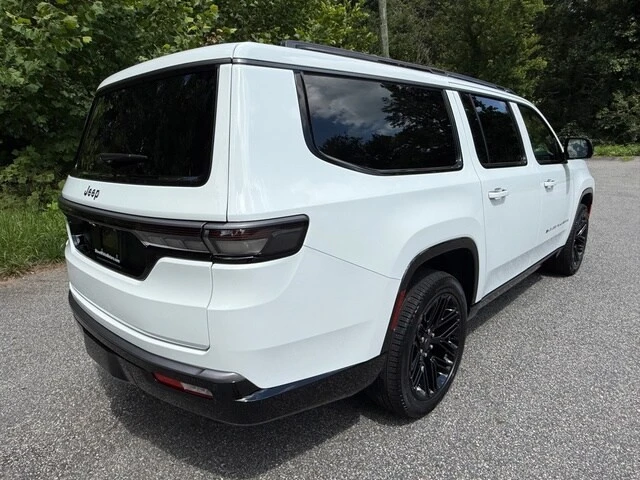 2026 Jeep WS Wagoneer - Image 7 of 31