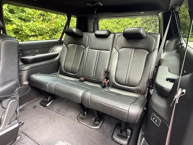 2026 Jeep WS Wagoneer - Image 18 of 31