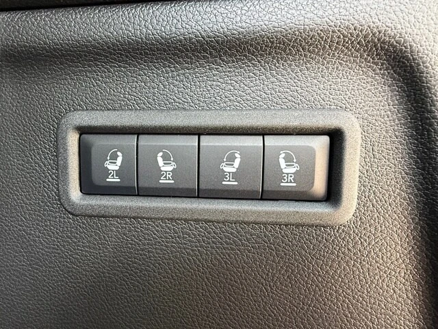2026 Jeep WS Wagoneer - Image 22 of 31