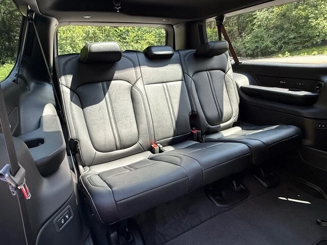 2026 Jeep WS Wagoneer - Image 24 of 31