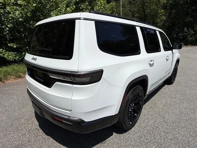2026 Jeep WS Wagoneer - Image 7 of 31