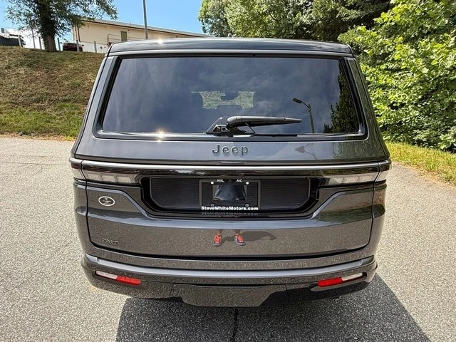 2026 Jeep WS Wagoneer - Image 9 of 31