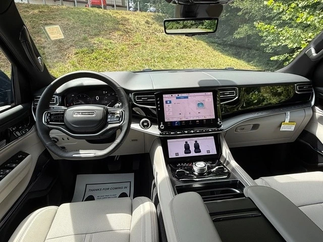 2026 Jeep WS Wagoneer - Image 13 of 31
