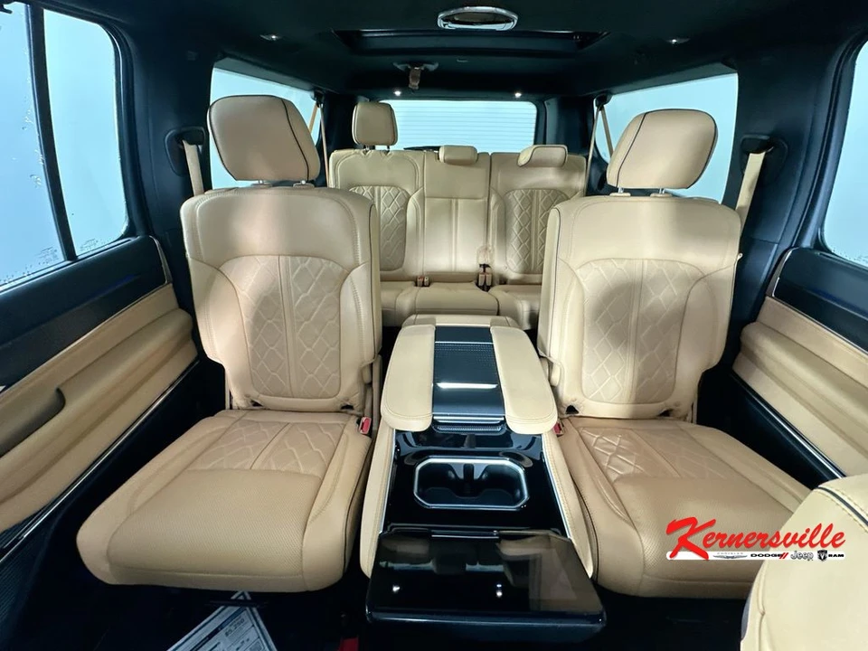 2026 Jeep WS Wagoneer - Image 10 of 22