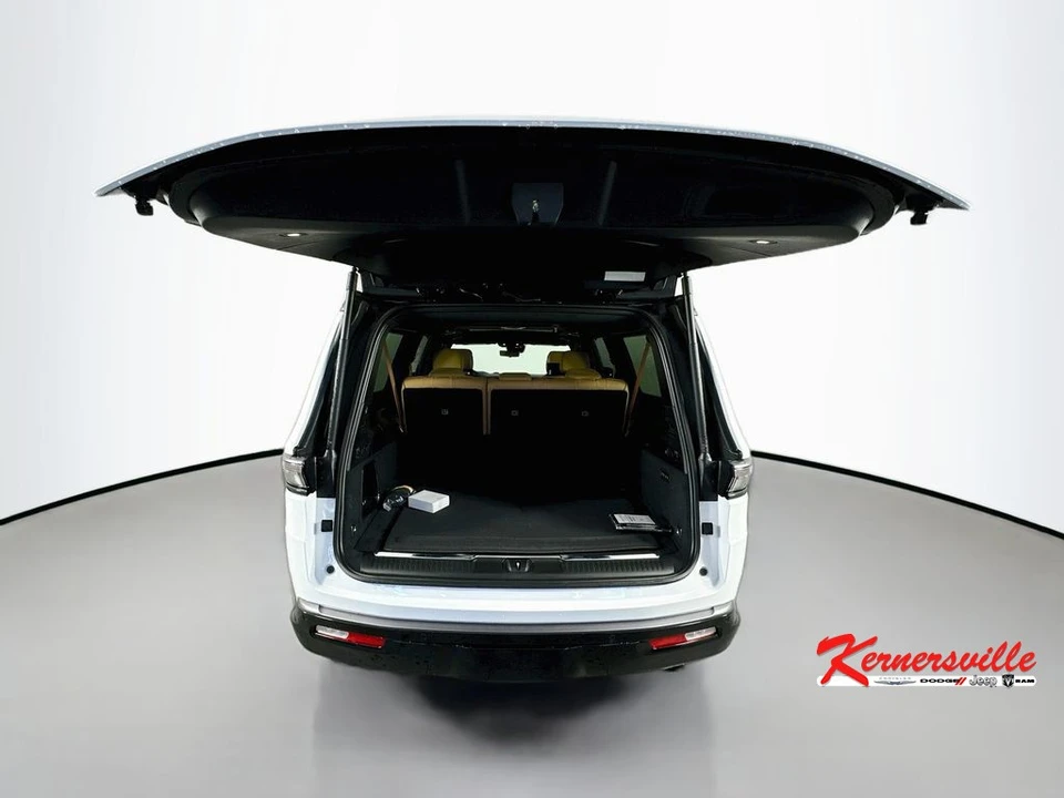 2026 Jeep WS Wagoneer - Image 16 of 23